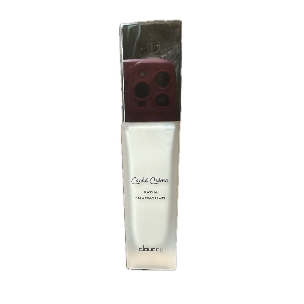 DOUCCE CACHÉ CRÈME SATIN FOUNDATION NL1
